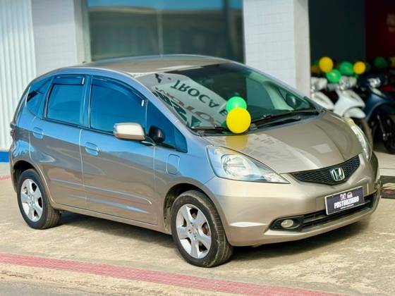 HONDA FIT 1.4 LX 16V FLEX 4P MANUAL HONDA FIT 1.4 LX 16V FLEX 4P MANUAL